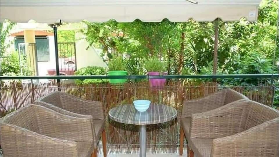 Stavros - Luxury Maisonette In Glyfada Athen Exterior foto